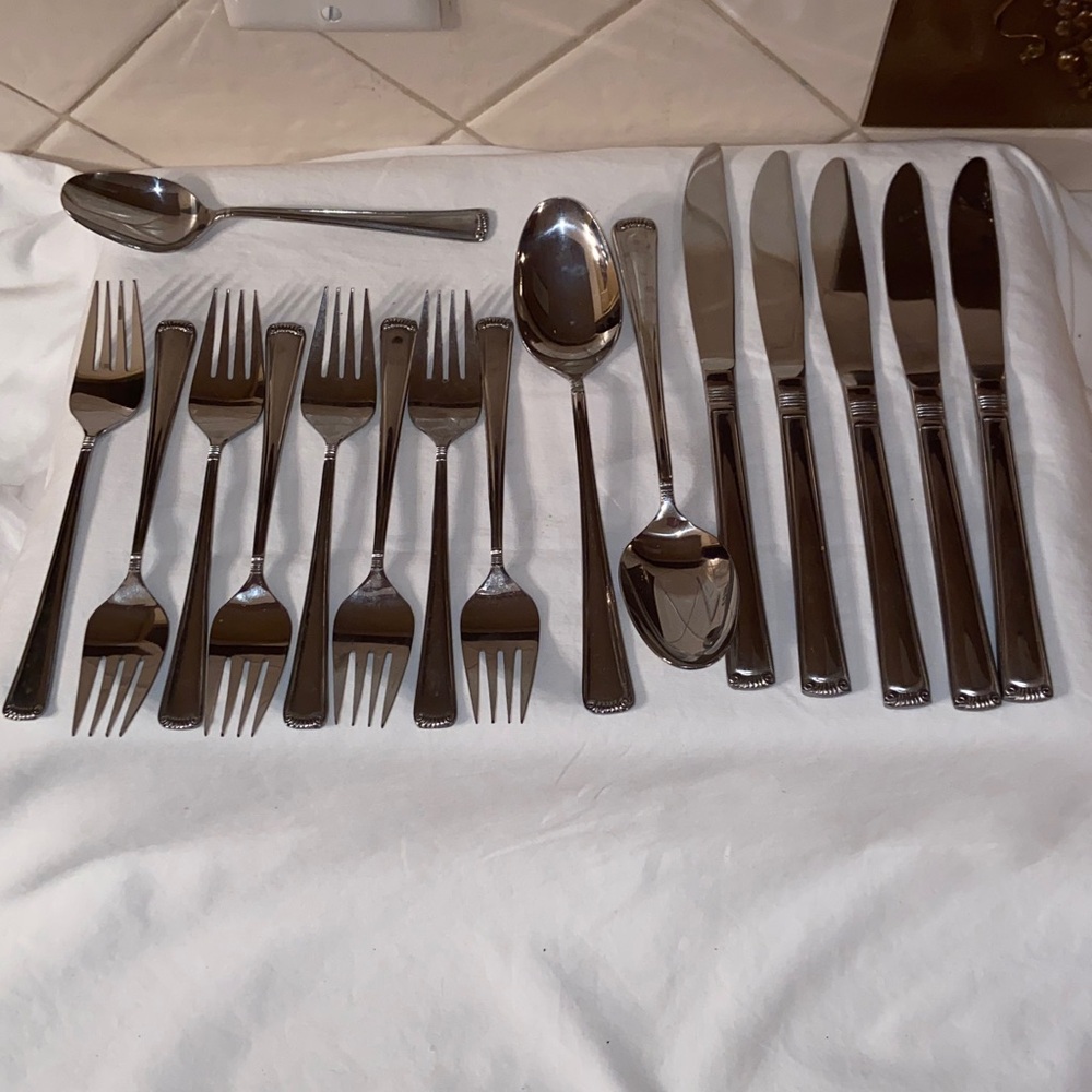 SUPREME CUTLERY DINNER FORKS STAINLESS STEEL 17 PIECE BUNDLE VINTAGE
